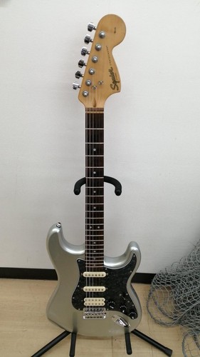 Guitare électrique squier - électrique,