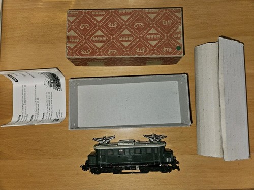 Märklin 3011 locomotive - 3011,