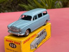 Dinky Toys 525 PEUGEOT 403 concave wheels close to new in original box 525