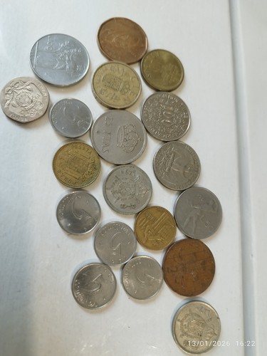 Lot pieces monnaie - pieces,