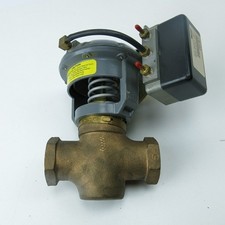 Johnson Controls V-3000-1 Diaphragm Actuator w/ 3-Way Valve Brass/Bronze NOS