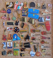 Lot De 60 Pin's Instruments De