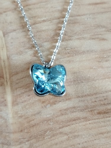 Collier papillon bleu - collier,
