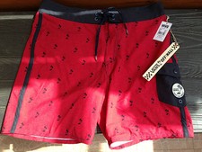 VANS  SHORT SURF BOARDSHORTS VENDOR TAILLE 34 NEUF