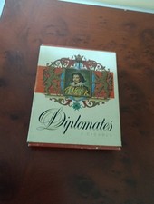Boite de  cigares diplomates