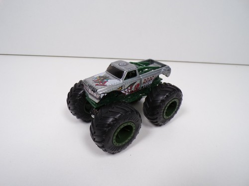 Monster trucks hot wheels - monster,