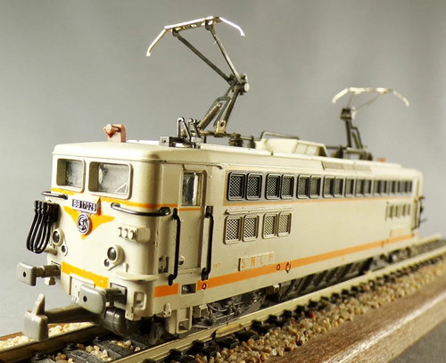 Jouef 8354 sncf loco - ho,