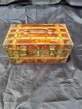 LU LEFEVRE USEFUL - Nantes - old canvas box, embossed trunk shape 1901