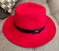Chapeau feutre rouge 100%