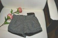 short neuf catimini d'hivers 4 ans  jacquart  ideal avec des collants