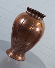 Vase en cuivre design E