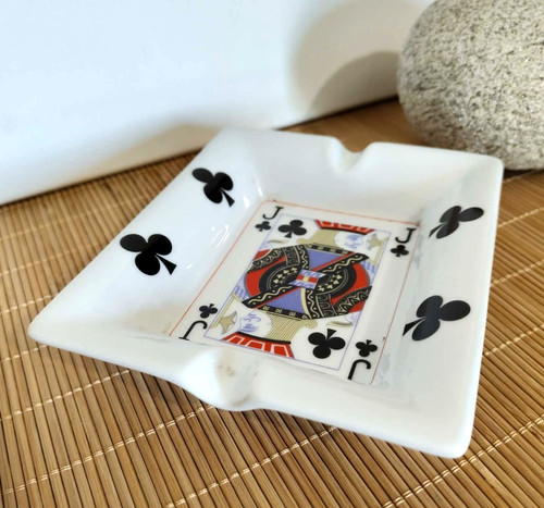 Cendrier porcelaine carte - , à