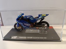 1/24 YAMAHA YZR-M1 VALENTINO