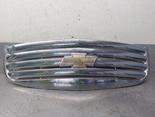 15920921 grille gauche capot