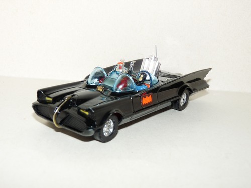 Corgi toys batmobile - corgi, 267