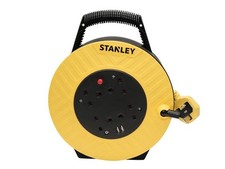 Stanley Semi-Fermé Câble Bobine 240V 13A 4-Socket + 2 USB 15m STEC15M2USB