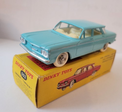 Dinky toys 552 chevrolet - 552,