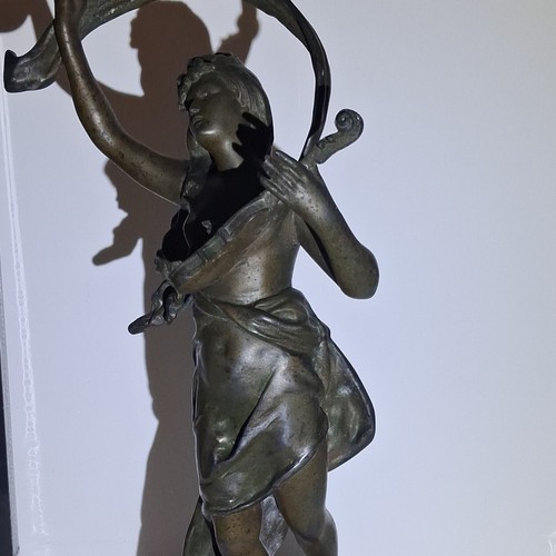 Kossowski sculpture bronze