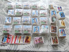 PANINI DISNEY UN MONDE MAGIQUE