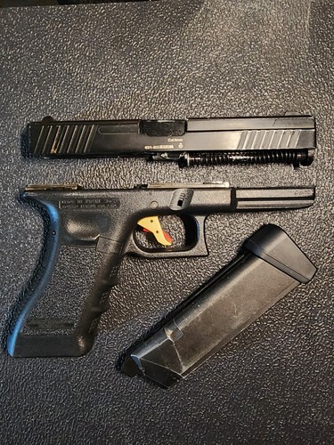 Tokyo marui glock with aps - 17,