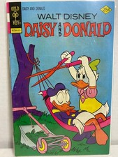 33309: WALT DISNEY DAISY AND DONALD #14 Fine Plus Grade