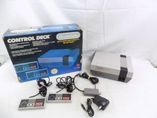 Boxed Nintendo Entertainment System NES Control Deck Console with x2 Controll...