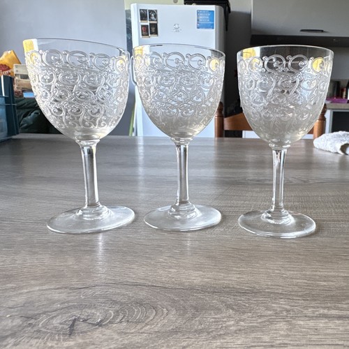 Lot verres vin en - 3,