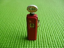 ANTIQUE ESSO MADE IN ENGLAND DINKY-CORGI-CIJ METAL GAS PUMP
