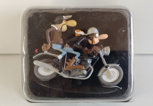 Figurine moto résine - en,