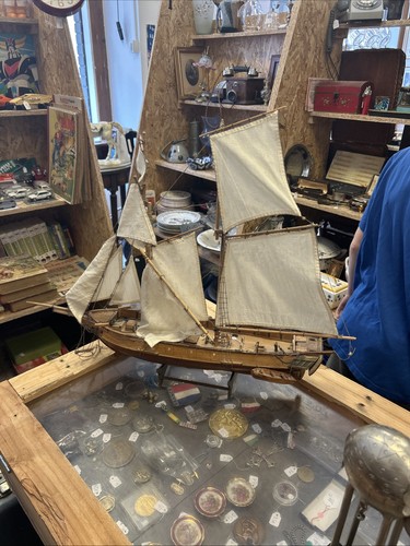 Maquette voilier ancien - de,