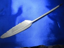 OLD ALUMINUM NIB HOLDER nib decor