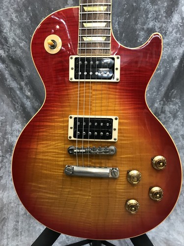 Guitare électrique - (gibson),