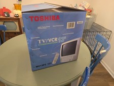 Vintage Toshiba 13” CRT TV VCR Combo Player Retro Gaming MV13P3 W/ Remote + Box