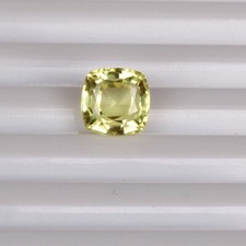 Saphir jaune impeccable 5,20 ct. coussin carré taillé étonnant pierre précieu...