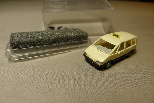 Praliné 5503 renault - 1/87,,