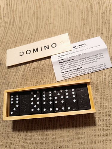 Jeu dominos bois noir - jeu, en