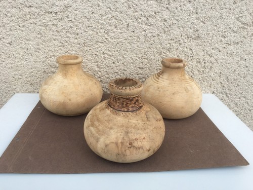 Anciens petits vases - 3, bois