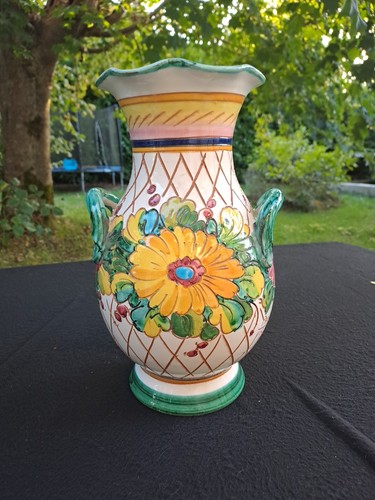 Vase faïence italienne - , signé