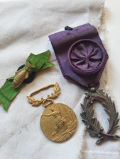 Lot de Médailles ancien dont