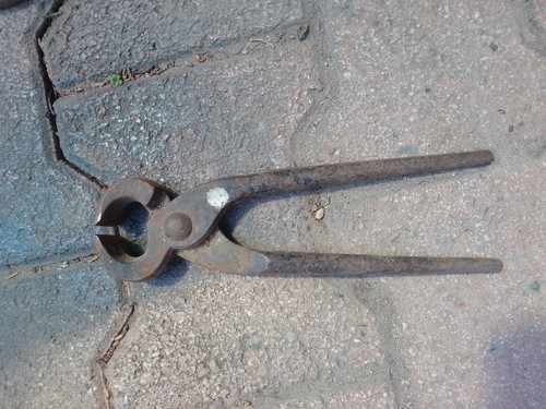 Tenaille ancienne fer forge - tenaille,