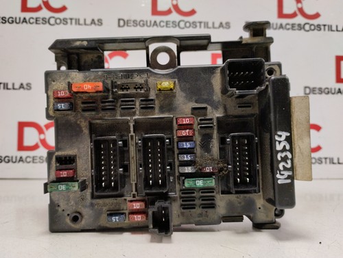 965066480 boîtes fusibles - À,