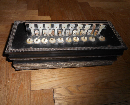 Ancien accordeon romantique - ancien,