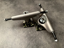 Paire de trucks de skateboard
