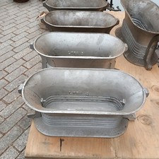 Ancienne jardinière en fonte