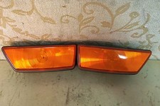 PAIR NOS GENUINE MITSUBISHI CANTER FRONT SIGNAL LAMP UNITS # MB046297 / 98 