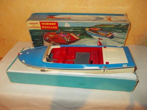 Canot course meccano - de,