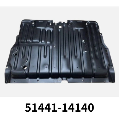 Garde boue sous panneau moteur