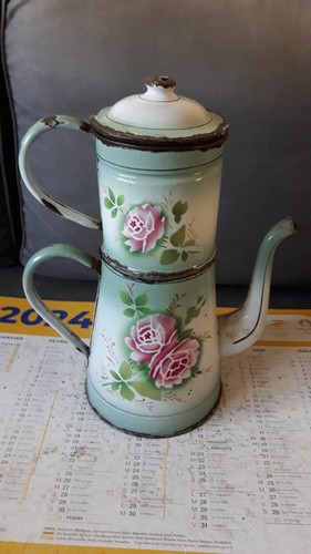 Cafetiere ancienne tole - ancienne, en