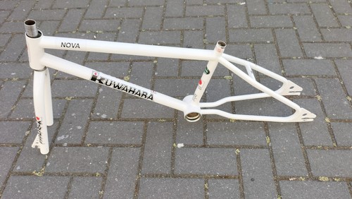 Cadre bmx kuwahara neuf - cadre,