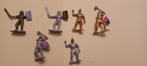 Lot figurines moyen age - figurines,